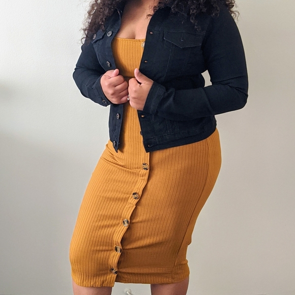 Dress - Picture 2 of 3